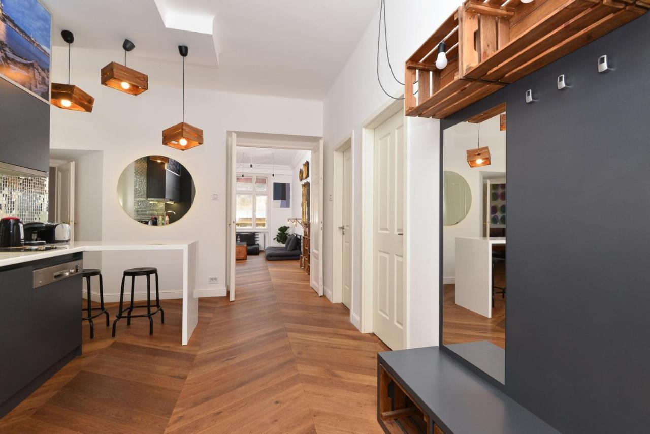 Daylight Apartment, The Location Apartment